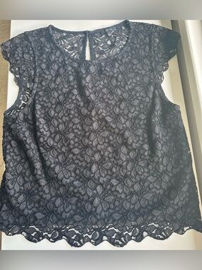 Talula Black Lace Cap-Sleeve Women's Top